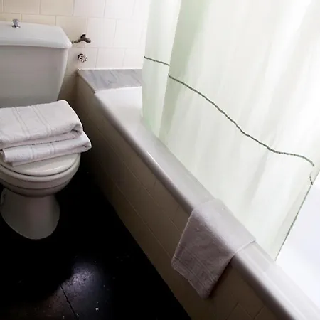 ホテル Martinez 2*